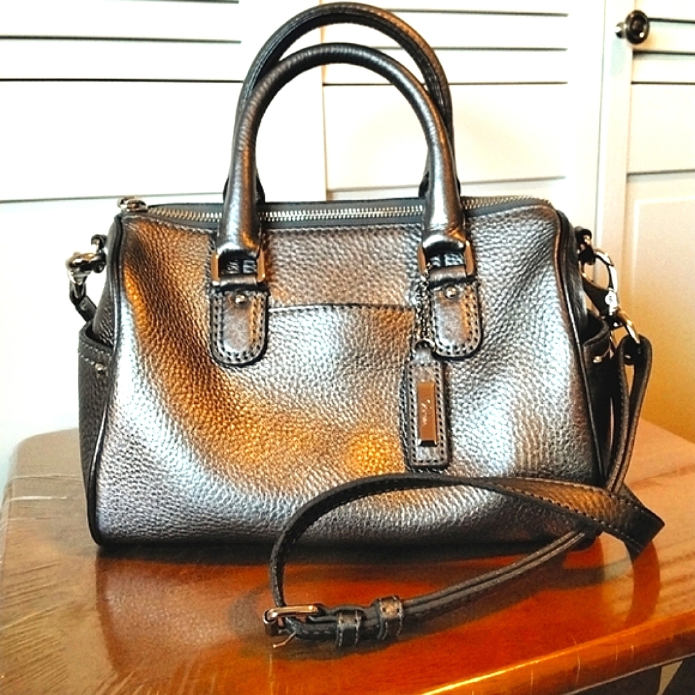 COLE HAAN Satchel/Crossbody Bag, PreLove 💕, Silver, Great Value 🌹